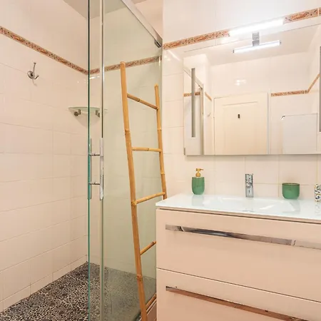 Appartamento Domaine De La Luquette-1 By Interhome Hyères